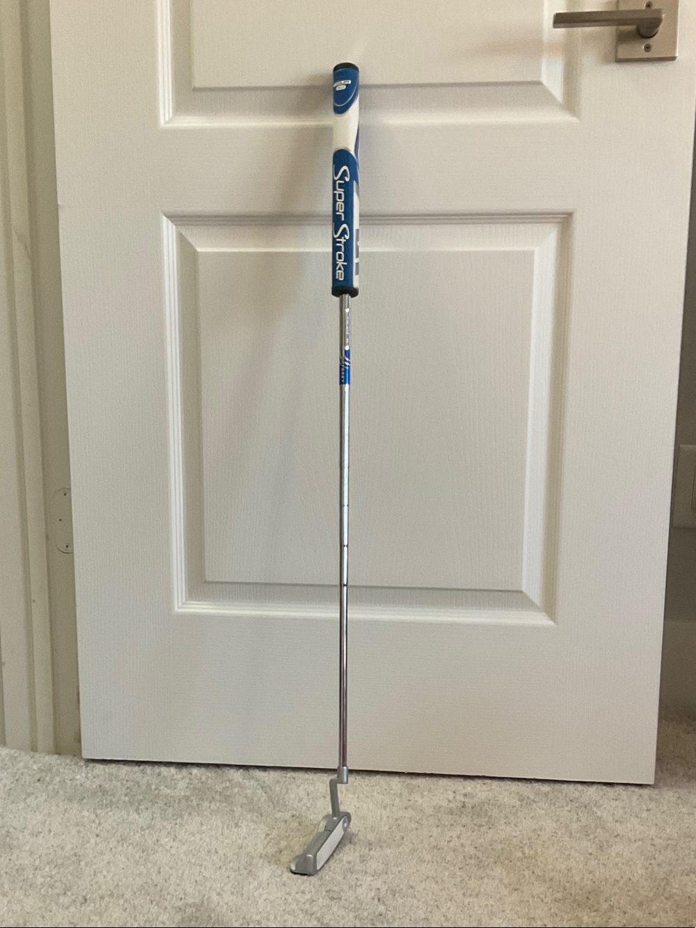 SuperStroke Blue and White Putter - Precision Home Golf Putter